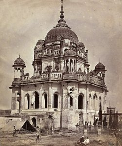 Palacio con cúpula, c.1858 de English Photographer